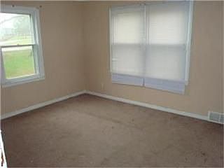 4th image of 3209 N 52nd Ter