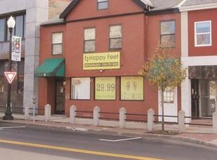 8 Winthrop St, Taunton, MA 02780