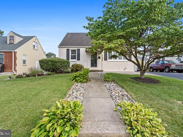 2214 Elder Ave, Morton, PA 19070