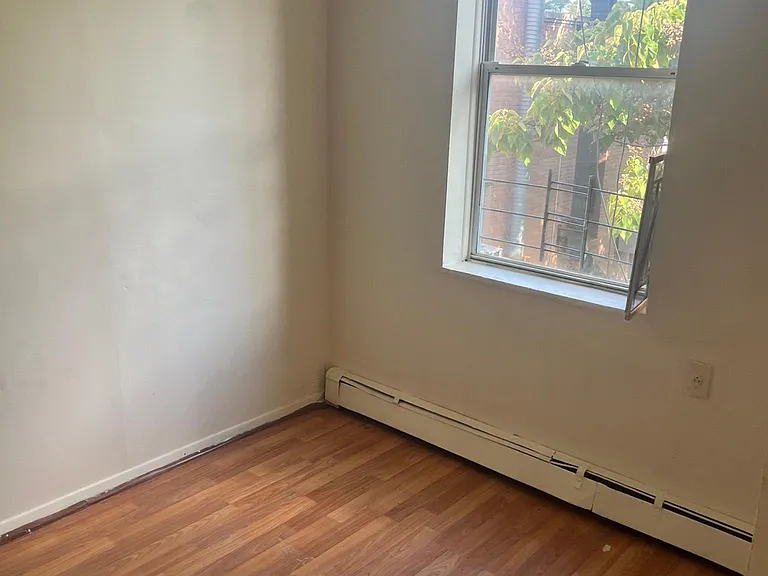 16 Brighton Ave #3 — Photo 2