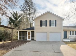 221 Harlee Ln, Lawrenceville, GA 30046