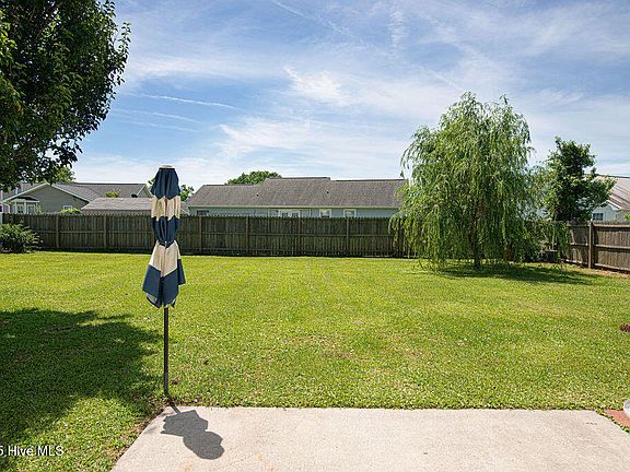 5th image of 148 Glenwood Drive