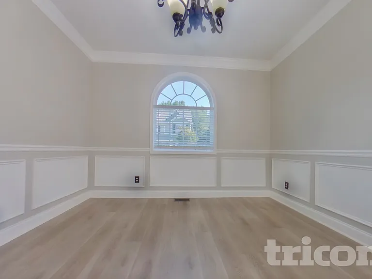 116 Arena Trl — Photo 6