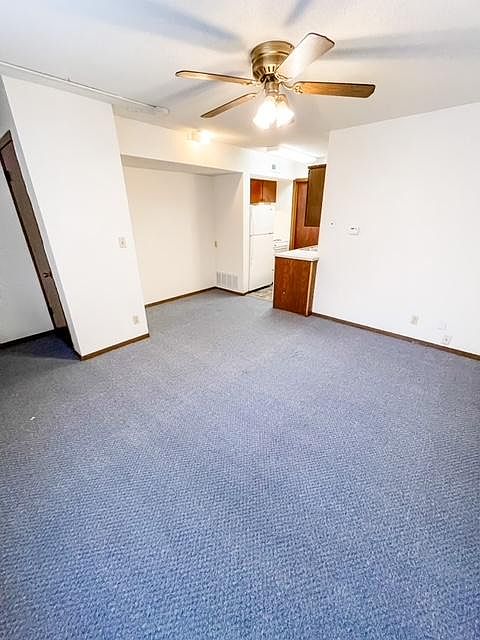 1st image of 1534 E St #17