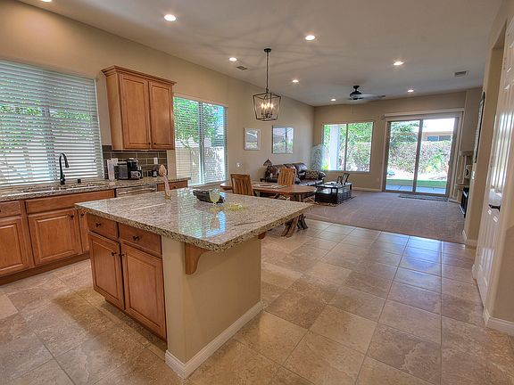 5th image of 81952 Avenida Dulce