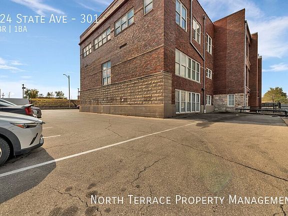 5th image of 824 State Ave #306