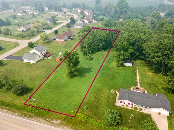 865 County Road J #2, Little Suamico, WI 54141