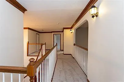 681 Marlborough Dr — Photo 26