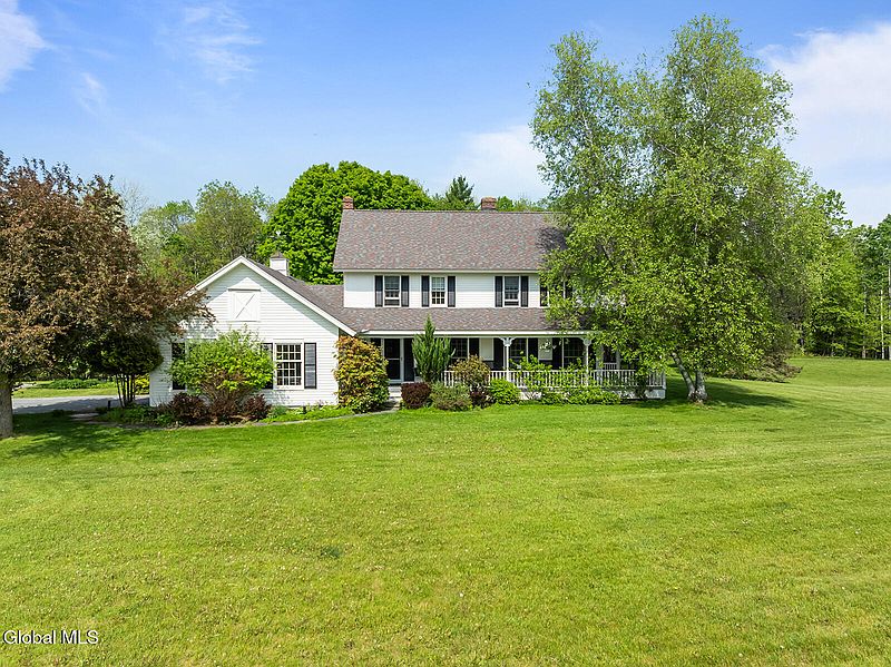2nd image of 47 Mountain View Way