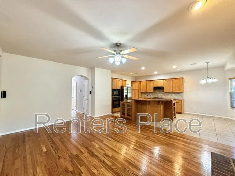 1012 S Desert Palm Ave — Photo 11