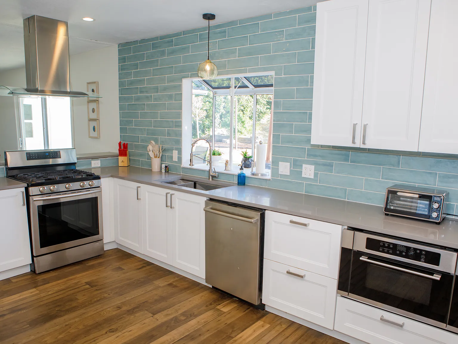 4 bed, 1961 sqft, $8,000 — Photo 4