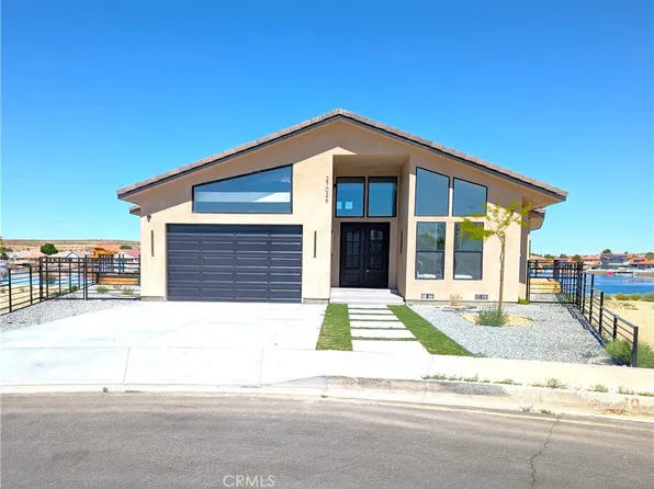 27026 Reef Ln, Helendale, CA 92342