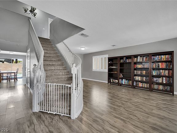 4th image of 2120 Royal Caribbean Ave