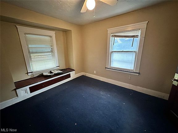 4th image of 649 E 131st St
