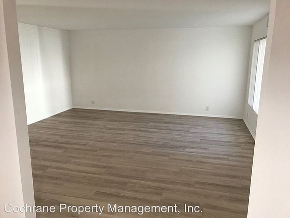 5th image of 1701 Anacapa St Unit 16