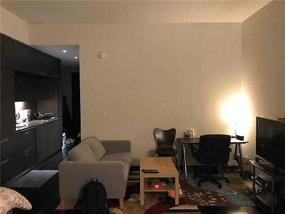 3rd image of 20 Pine St APT 2411