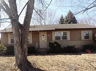 2220 Robinson Dr, Beloit, WI 53511