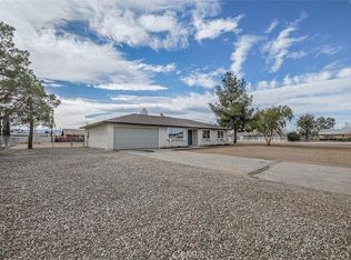 22149 Mohican Ave, Apple Valley, CA 92307