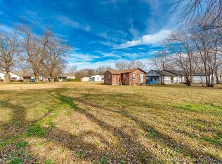 721 W 4th St, Ada, OK 74820
