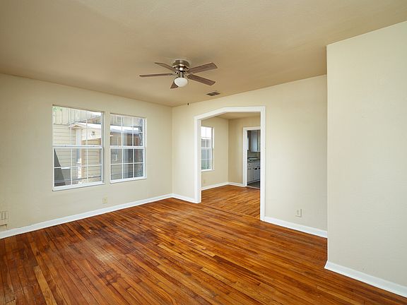 5th image of 1455 W Winnipeg Ave