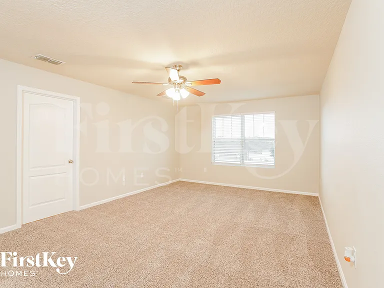 3526 Summit Oaks Dr — Photo 5