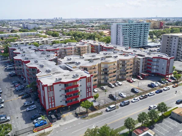 1750 W 46th St APT 503, Hialeah, FL 33012