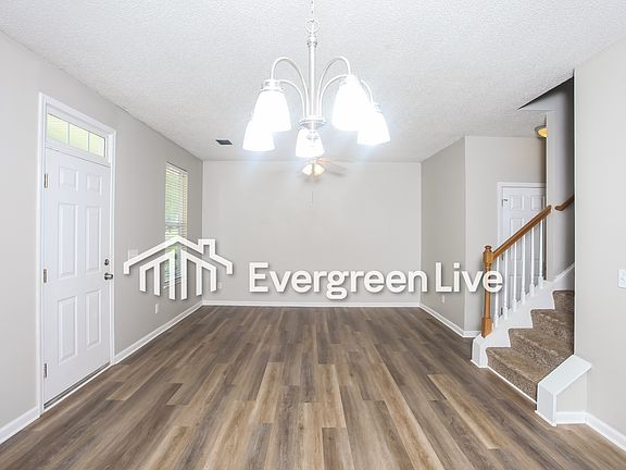 4th image of 303 Bassett Loop