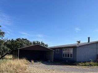 75 Windsong Ln, Rocksprings, TX 78880