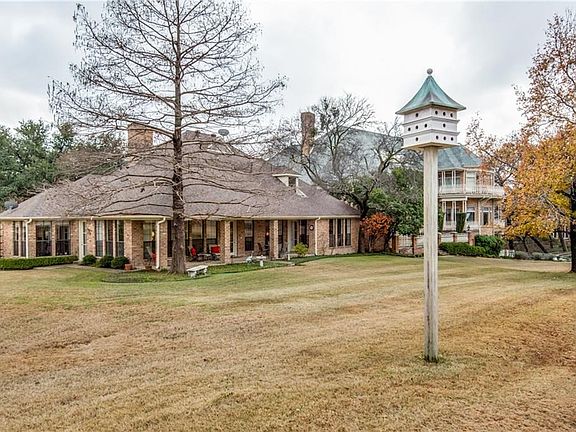 4th image of 17431 Club Hill Ct