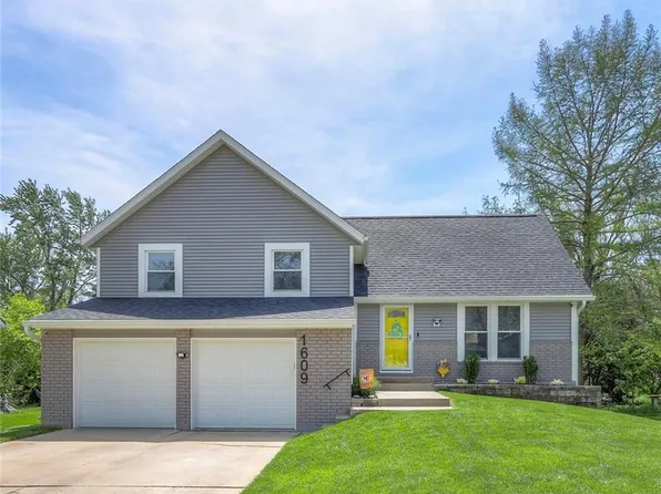 1609 SE 2nd Ter, Lees Summit, MO 64063