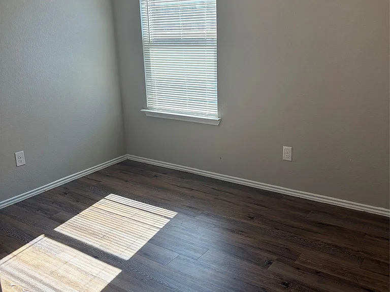 1801 Gigante Dr — Photo 11