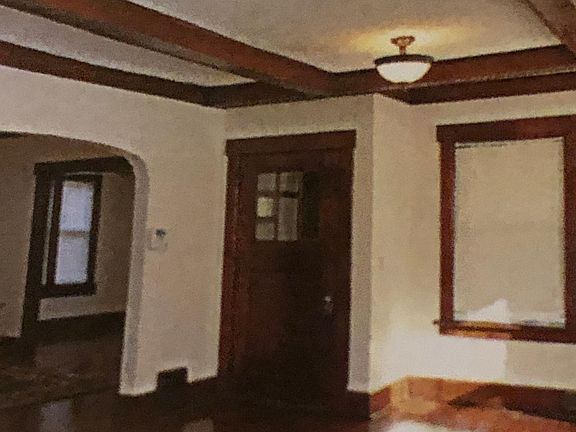 4th image of 6016 Florence Blvd