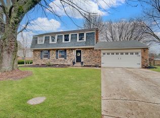 8609 Royal Meadow Dr, Indianapolis, IN 46217
