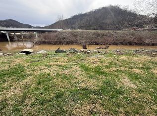 Fulton St, Burnsville, WV