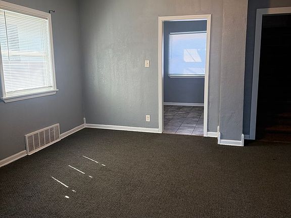 3rd image of 3433 N Palmer St