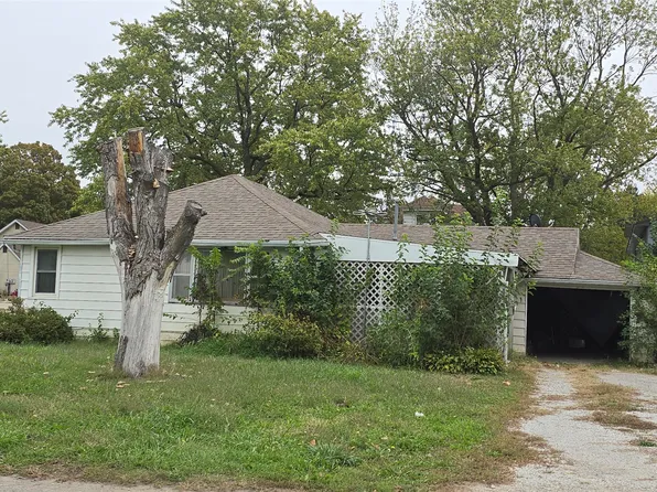 419 1st St, Fontanelle, IA 50846