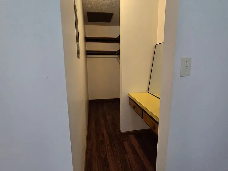 1638 Thompson Dr — Photo 11