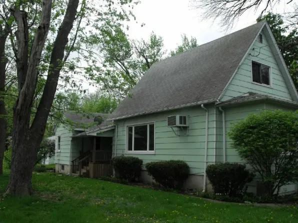 316 W Jefferson St, Gardner, IL 60424