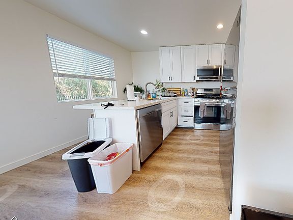 3rd image of 5377 E Falls View Dr