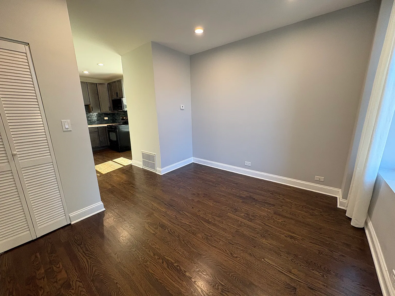 2 bed, $2,000 — Photo 3