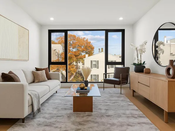 357 Leonard Street image 2 of 11