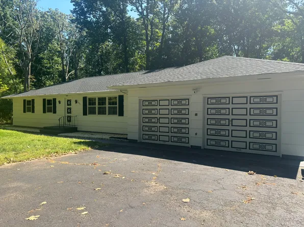 589 Monmouth Rd, Cream Ridge, NJ 08514