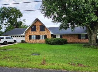 172 Gemini St, Larose, LA 70373