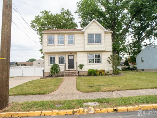 130 Loretta St, Hopelawn, NJ 08861