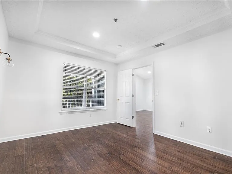 232 Bentley Pl — Photo 9