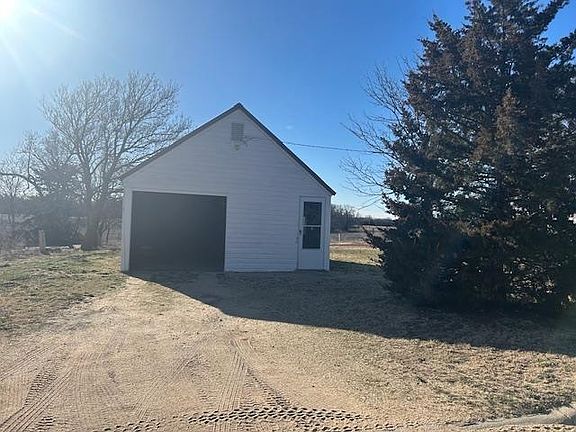 2nd image of 809 Ash St