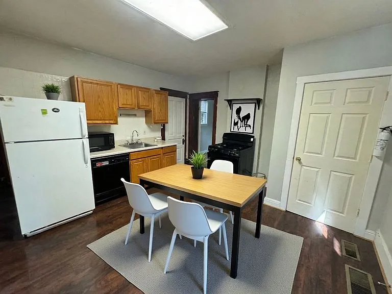 2320 Ravine St #1 — Photo 3