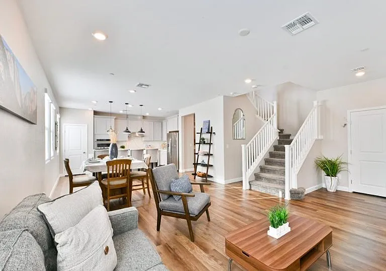 494 Sonoma Range St — Photo 7