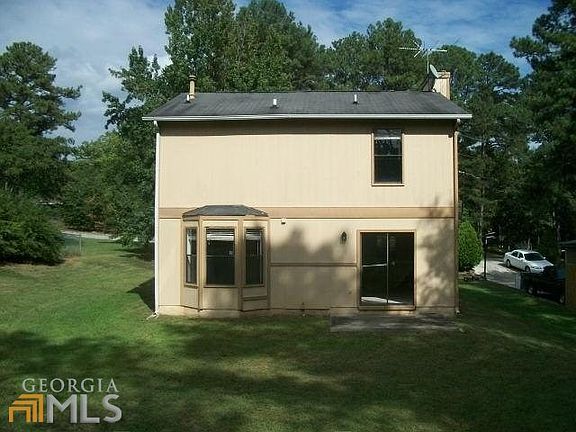 2nd image of 6677 Doublegate Ln