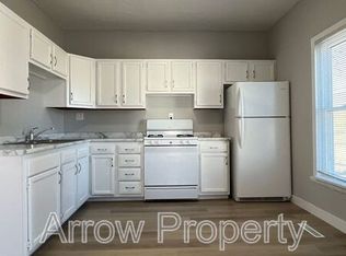 615 New Hampshire St APT 1, Lincoln, NE 68508